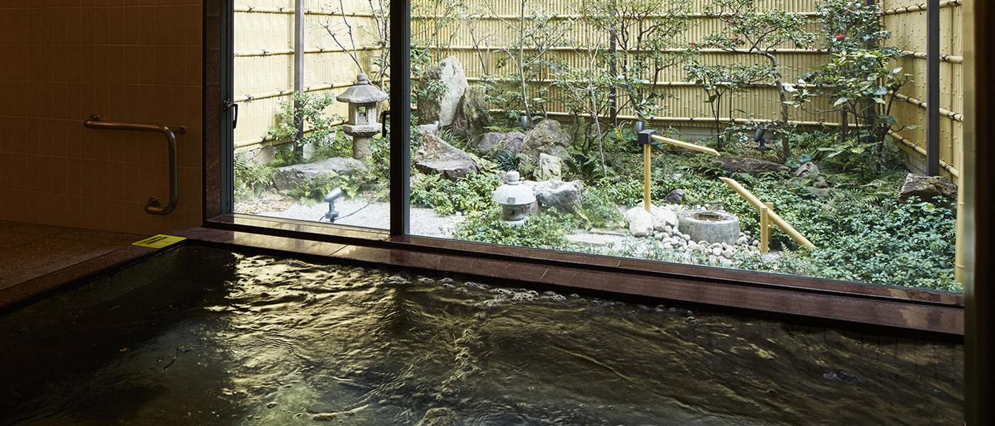 일본 정원 공중 목욕탕