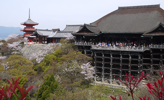 Kiyomizu-dera Temple