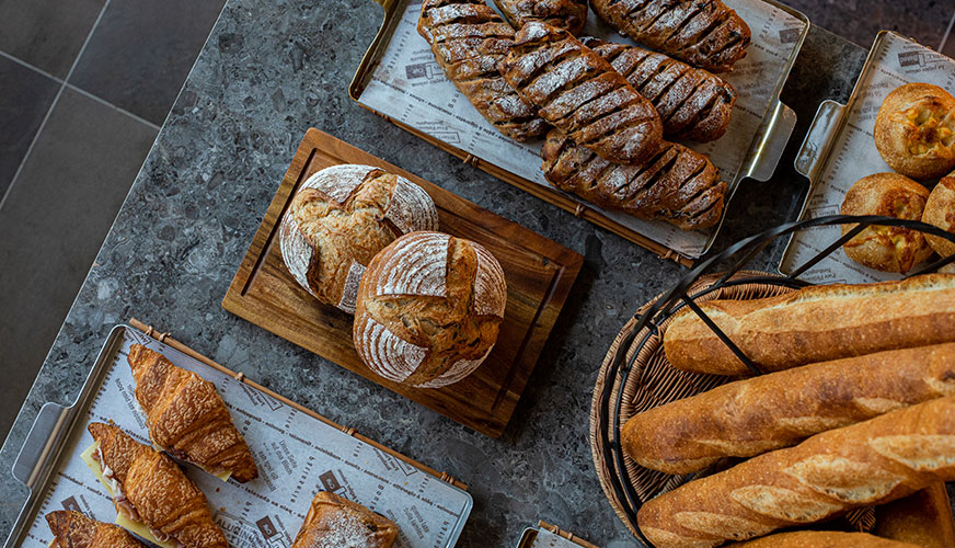 레스토랑｜미츠이 가든 호텔 진구가이엔 도쿄 프리미어