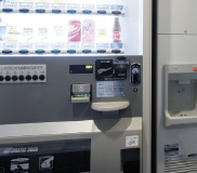 画像: Vending machine & Ice machine on each floor