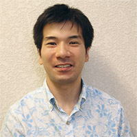 画像:フロントスタッフ